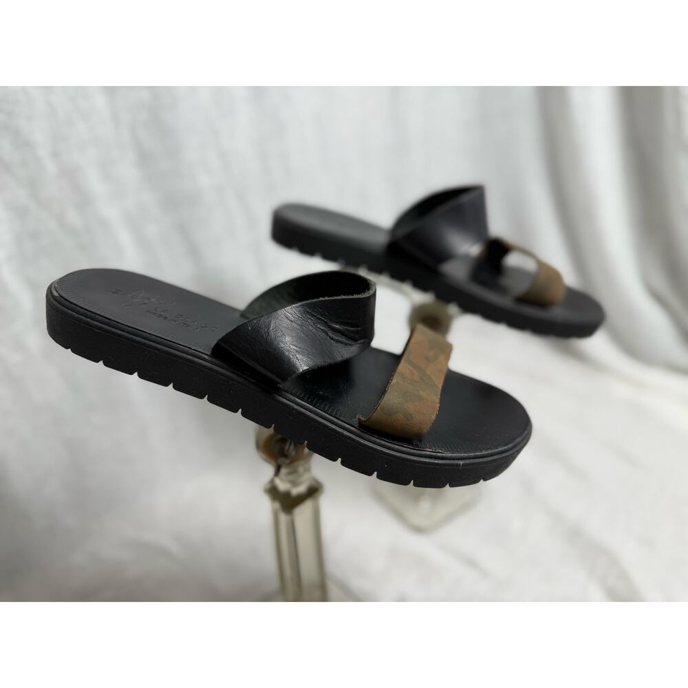 Joie a La Plage 2 Band, Black & Camouflage  Leather Slide Sandal
Size 40 / US 9
